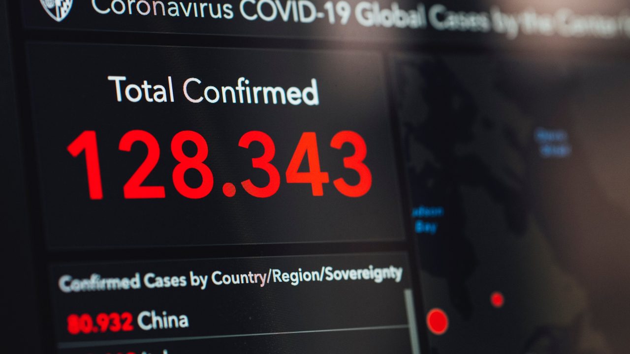 coronavirus-statistics-on-screen-3970331