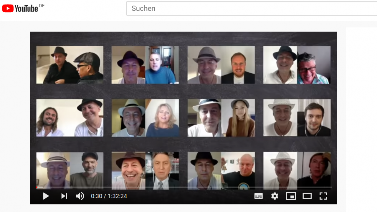 How Oliver Janich sees himself: as a networker. YouTube screenshot from a trailer for Janich’s videos.