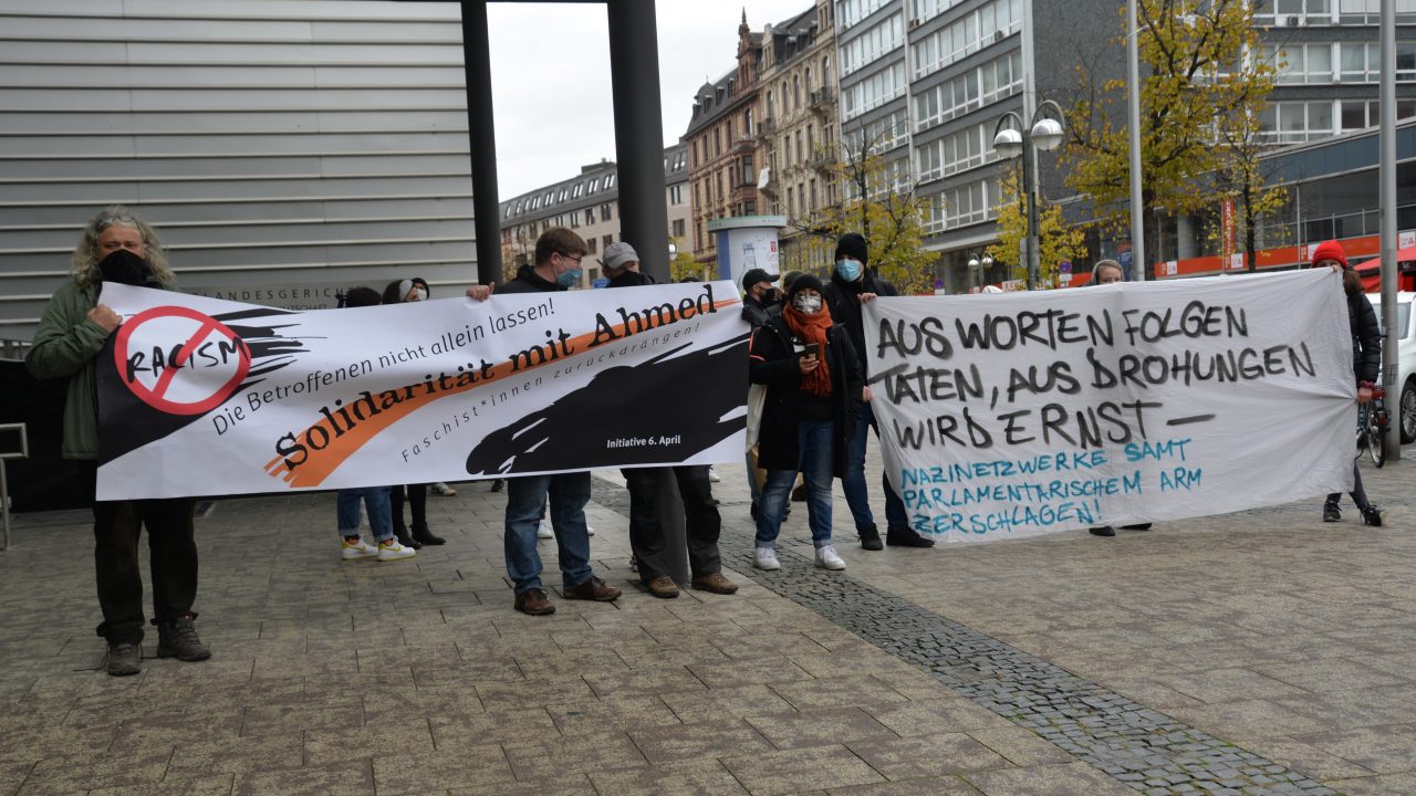 Kundgebung von Initiative6.April und KeinSchlussstrich vor OLG Frankfurt Oktober