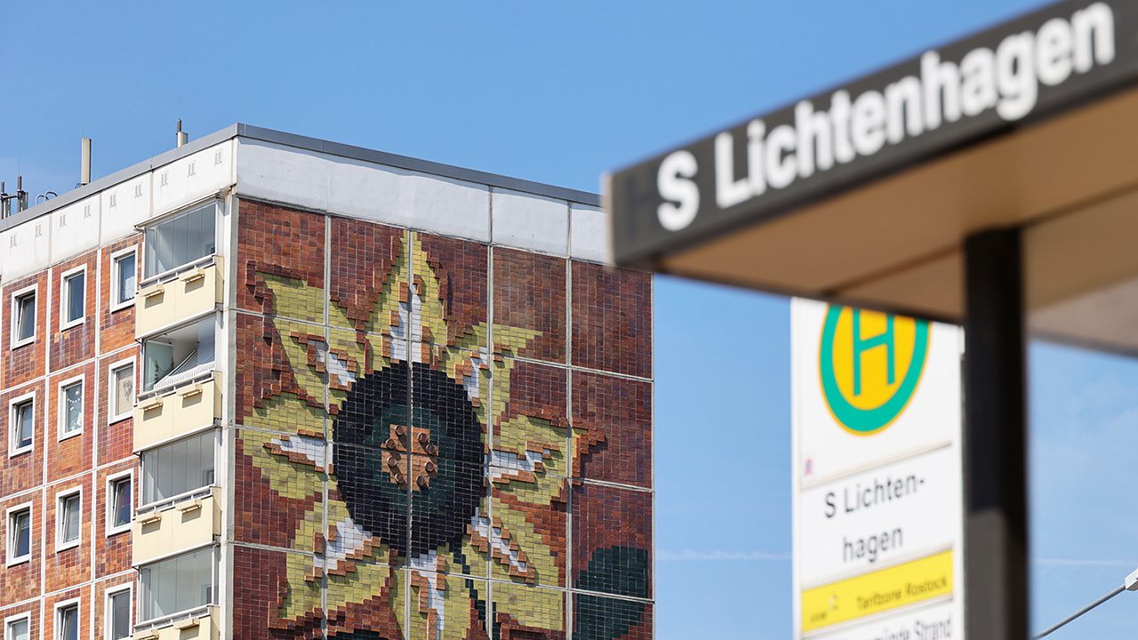 Das Haus mit dem Sonnenblumenmosaik: 30 Jahre später ein auffällig ruhiger Ort