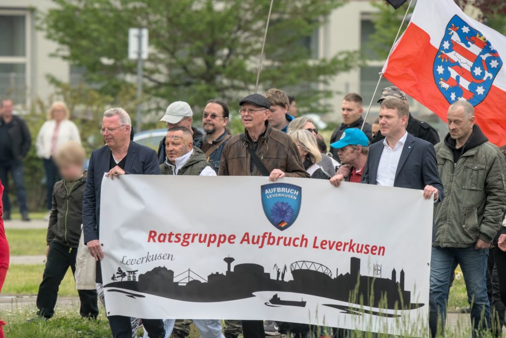 André Poggenburg gemeinsam mit Robert Farle und Markus Beisicht in Gera.